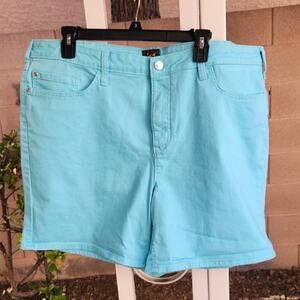 Lee Premium Quality Light Blue Denim shorts women's 22